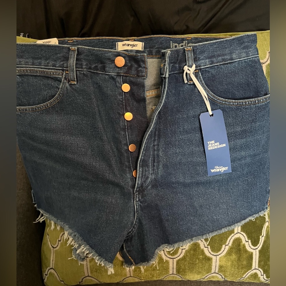 Wrangler cutoff shorts